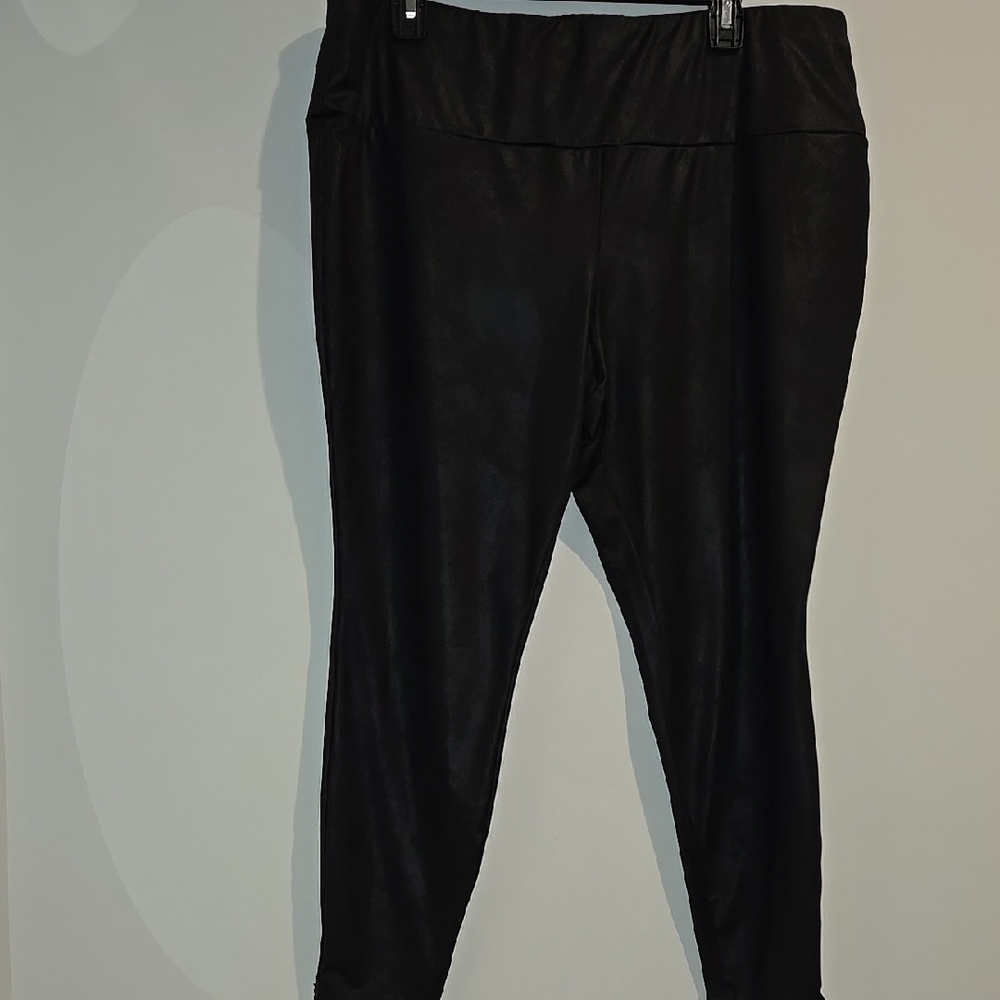 Terra & Sky Black Leggings
